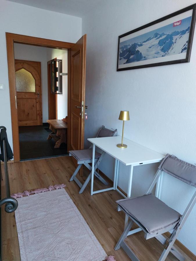 Апартаменты Haus Muigg Инсбрук Экстерьер фото